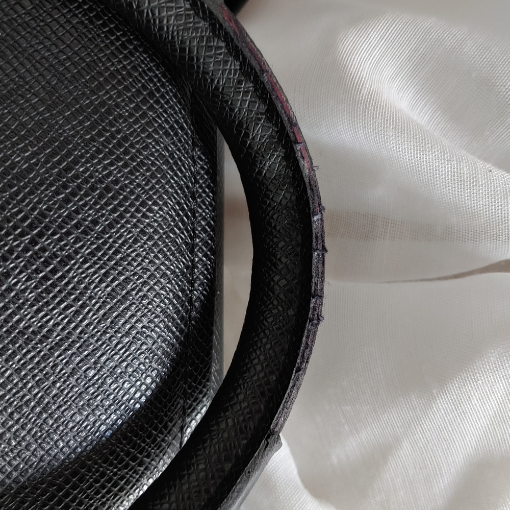 ๐๐ SEND OFFERS ! ๐๐LONDON FOG PURSE. - Picture 9 of 10